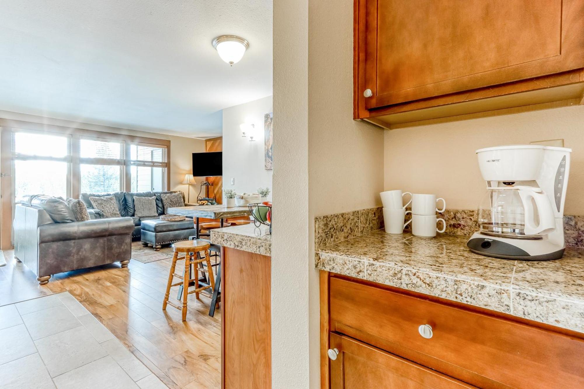 Seventh Mountain II Apartment Deschutes River Woods Room photo